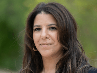 Salya Kraiem, responsable relations clients de Ready For IT